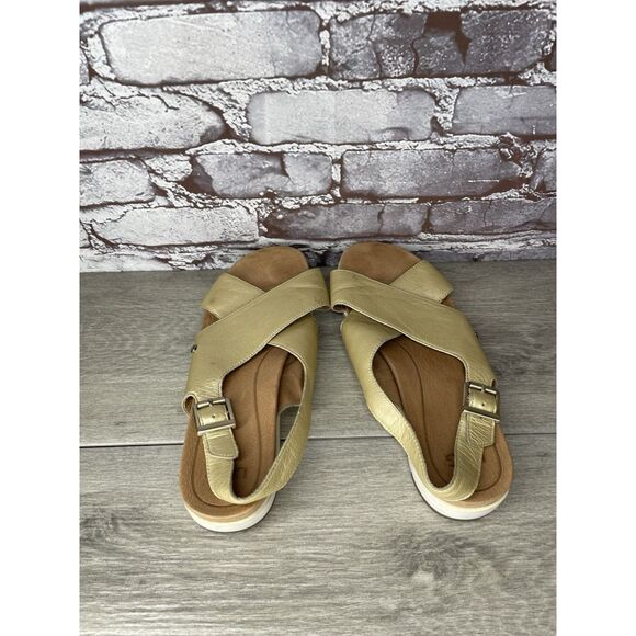 UGG Gold Leather Kamile Cross Strap Comfort Sandals Women Sz 10M US/41EU 1111040 - Picture 6 of 16